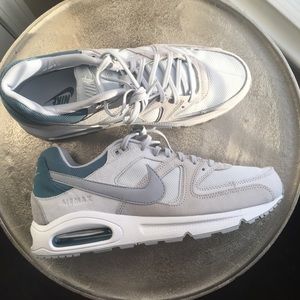 HP Women’s Air Max Command sz 11